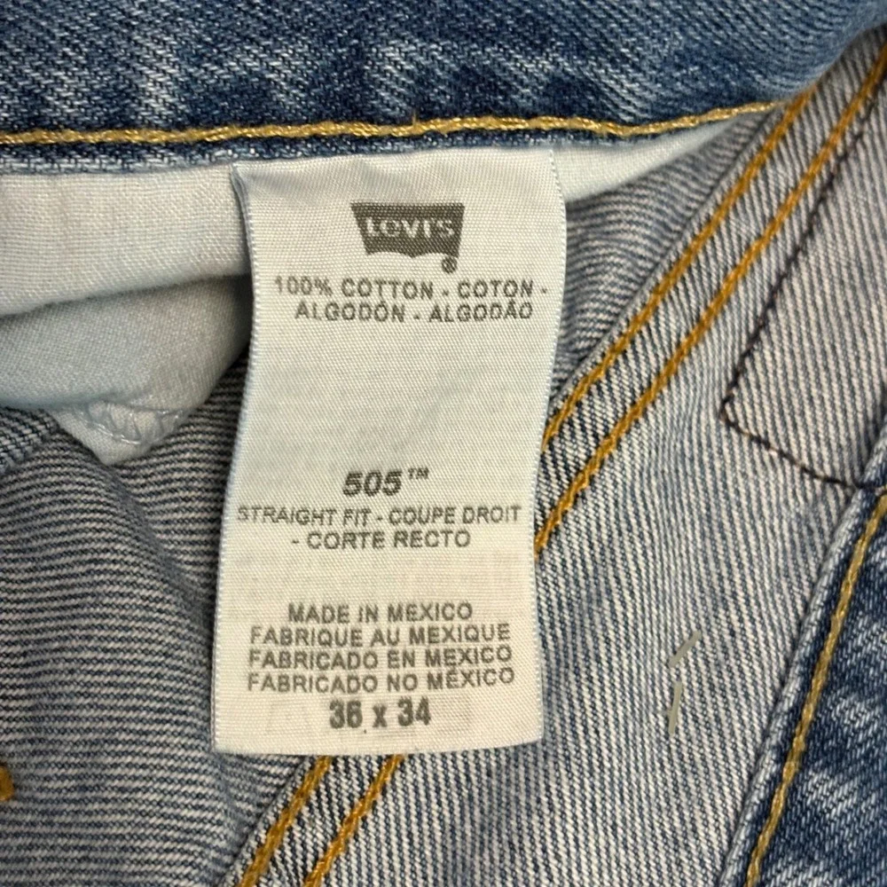 Levis 505 Straight Fit Jeans Mens 36x30 Blue Raw Hem Distressed Denim